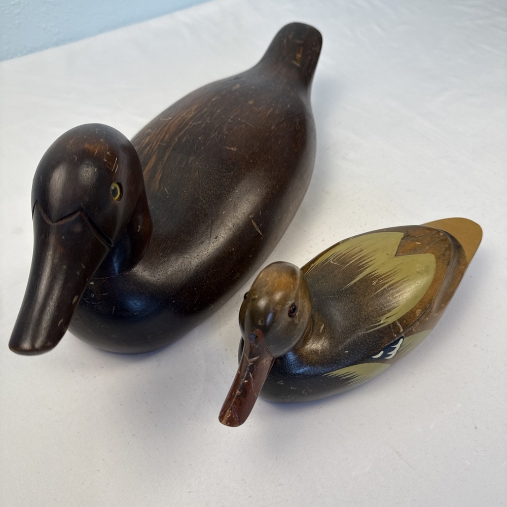 Ducks Hand Carved &painted Solid Wood Decoy Decorative Set Of 2